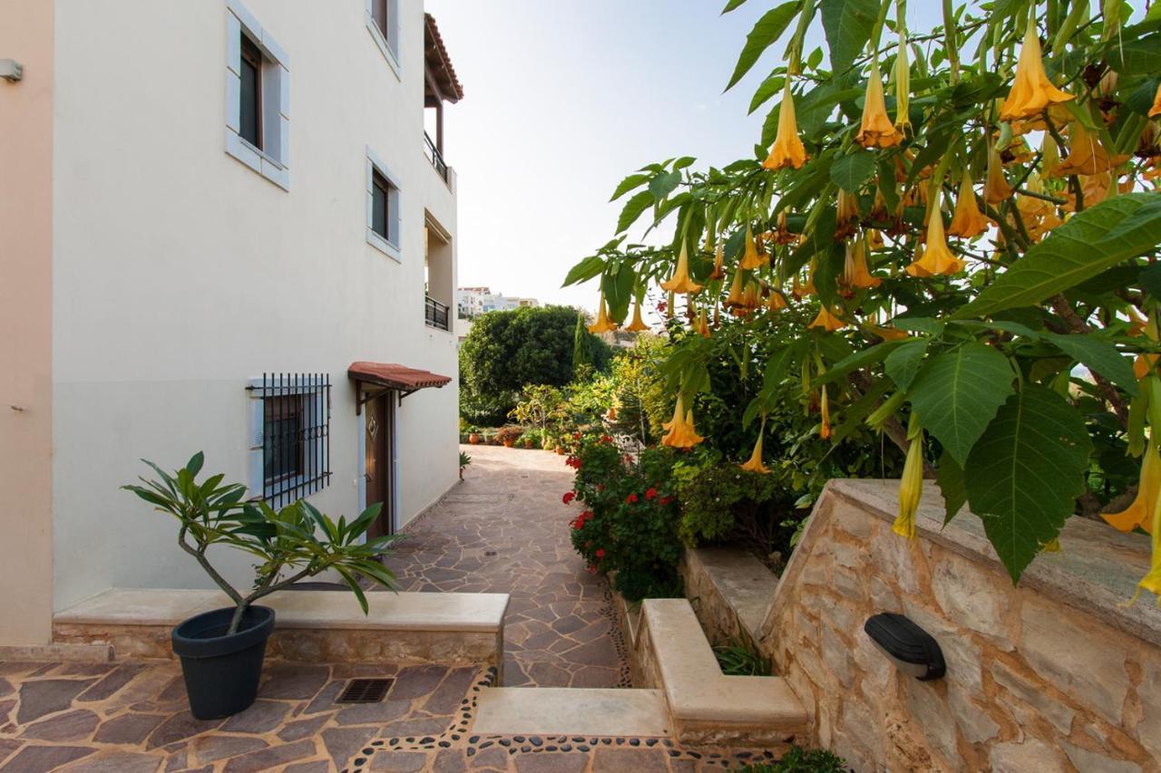 Krissa Villa Sfáka Esterno foto